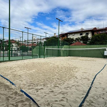 Apto Cond. Porto Ventura 3 Quartos ฟลอเรียนอโปลิส ภายนอก รูปภาพ