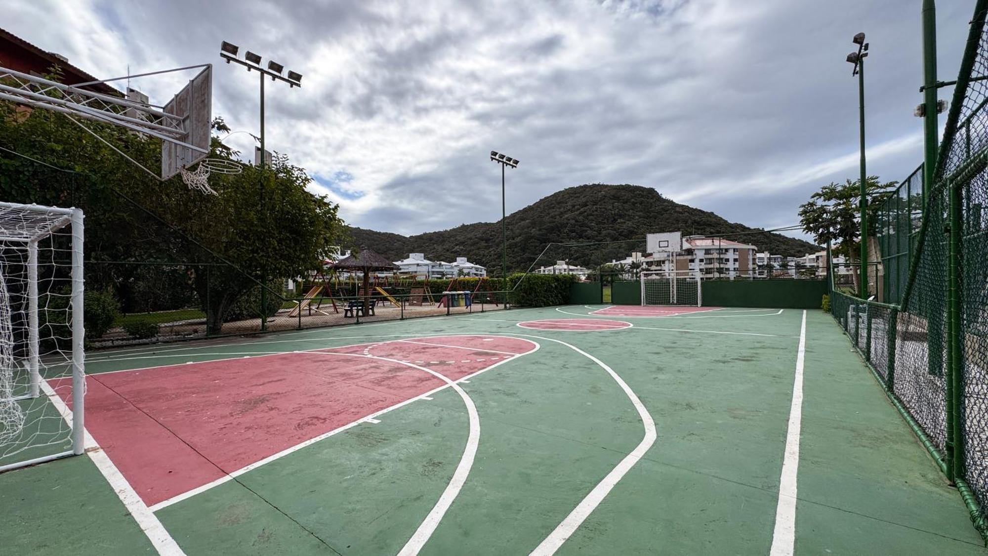 Apto Cond. Porto Ventura 3 Quartos ฟลอเรียนอโปลิส ภายนอก รูปภาพ